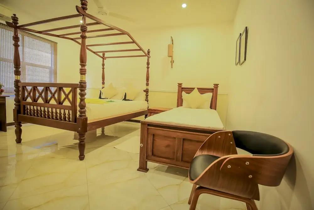 Grand Rockland Hotel 3*