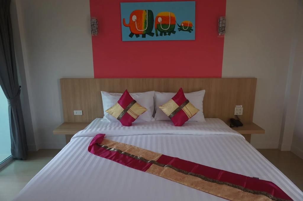 Phant at Thalang Service Apartment 0*