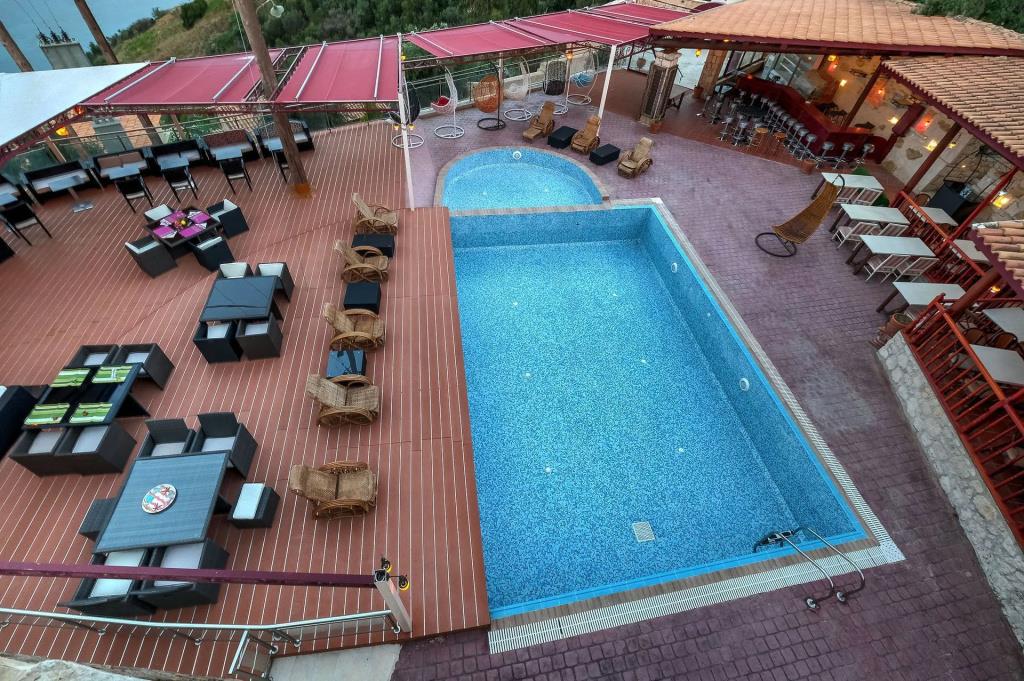 Diamond Suites 0*