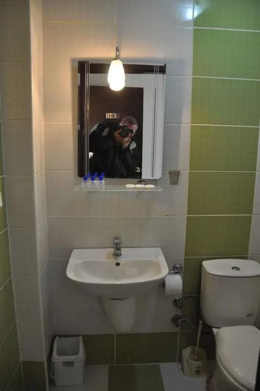 Hekimoglu Otel 0*