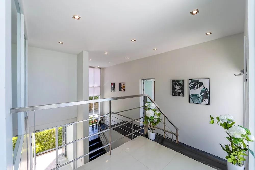 Phu Montra Villa with Ocean View A4 0*