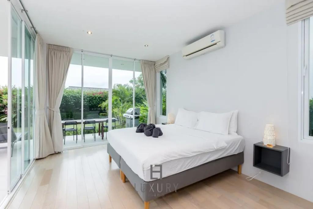 Phu Montra Villa with Ocean View A4 0*