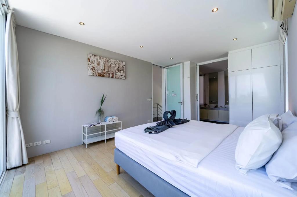 Phu Montra Villa with Ocean View A4 0*