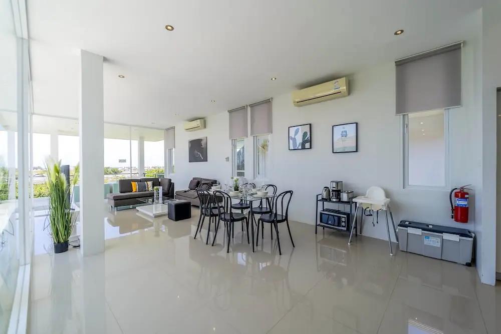 Phu Montra Villa with Ocean View A4 0*