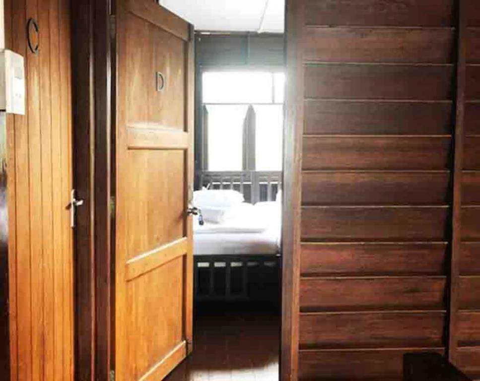Aforetime beach house 1*