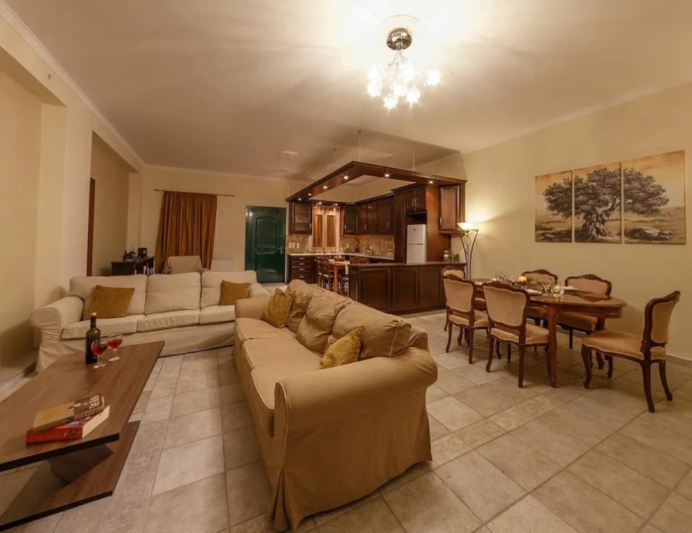 Villa Nina 0*
