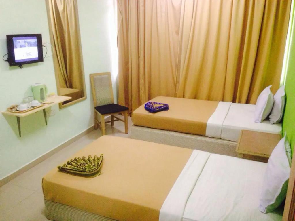 F Hotel Bayan Lepas 2*