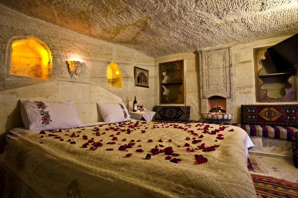 Konak Bezirhane Cave Otel 0*