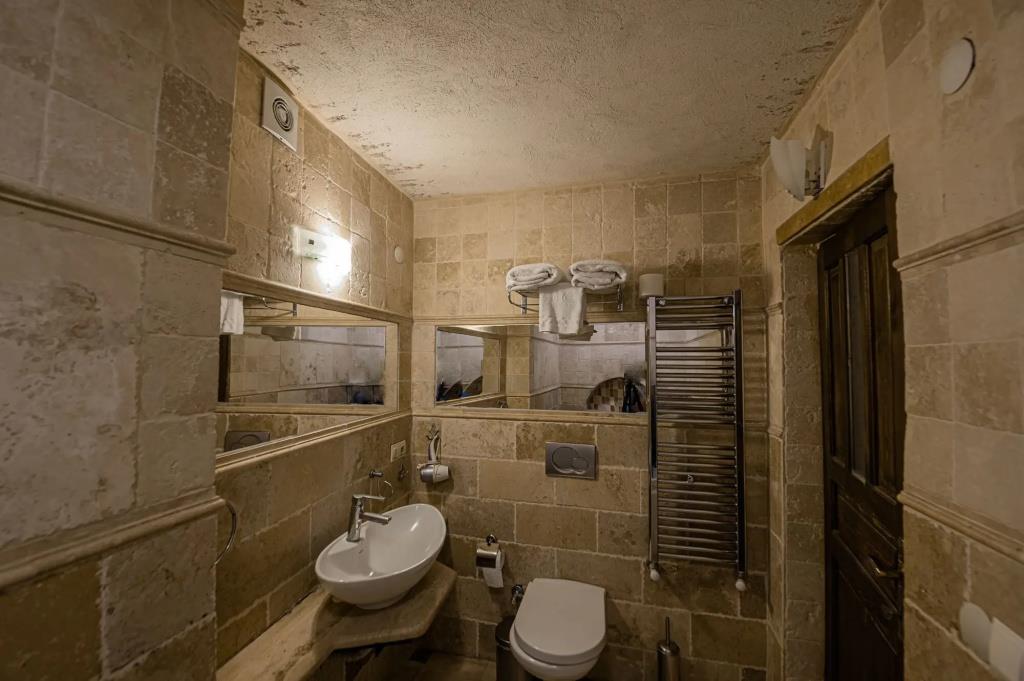 Konak Bezirhane Cave Otel 0*