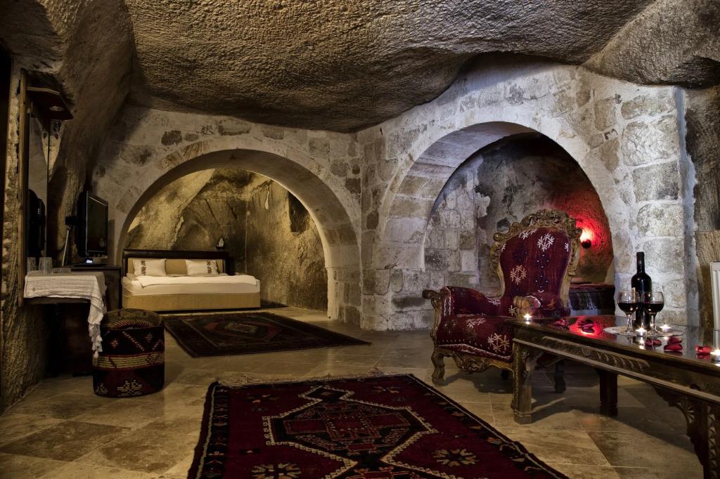 Konak Bezirhane Cave Otel 0*