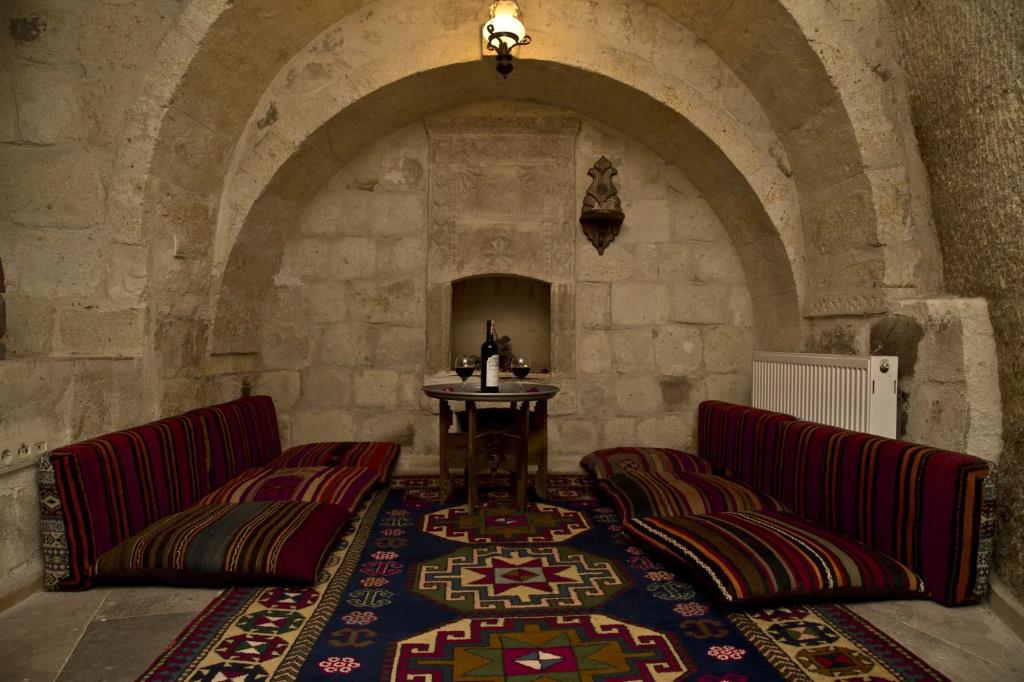 Konak Bezirhane Cave Otel 0*
