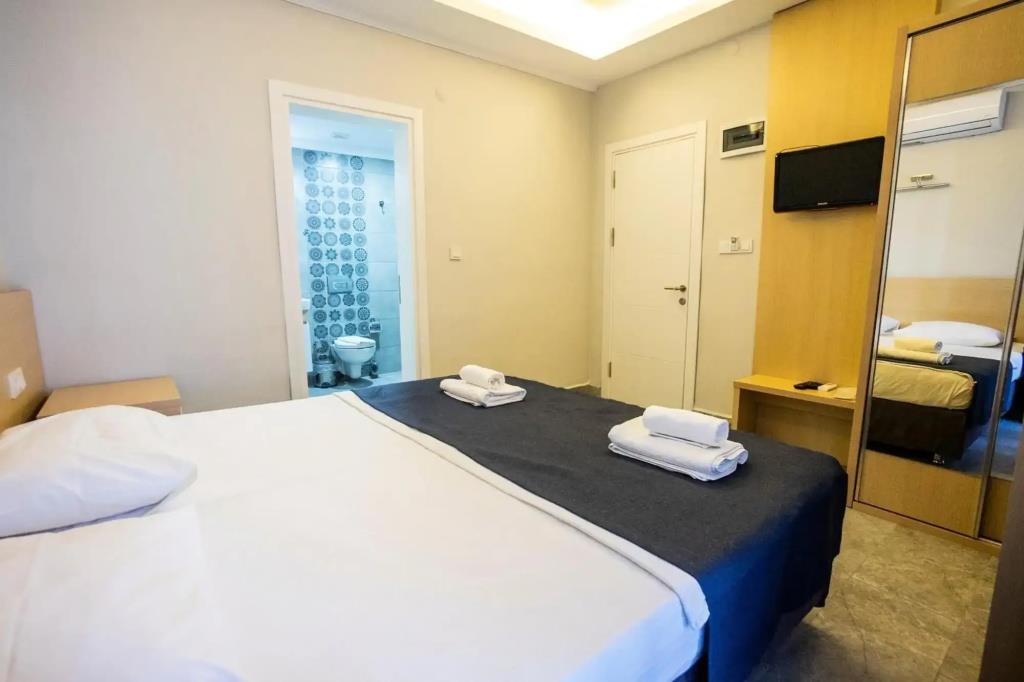 M2 Otel 0*