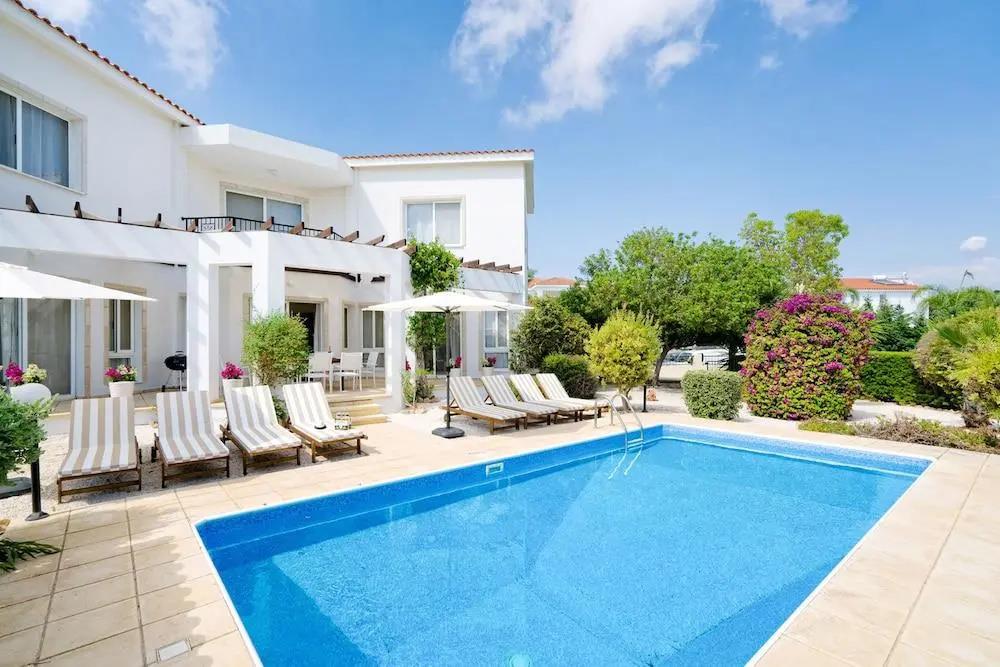 Villa Margarita 0*