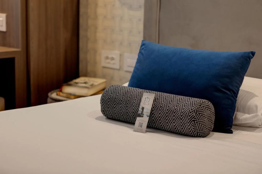Fly Deco Hotel 4*