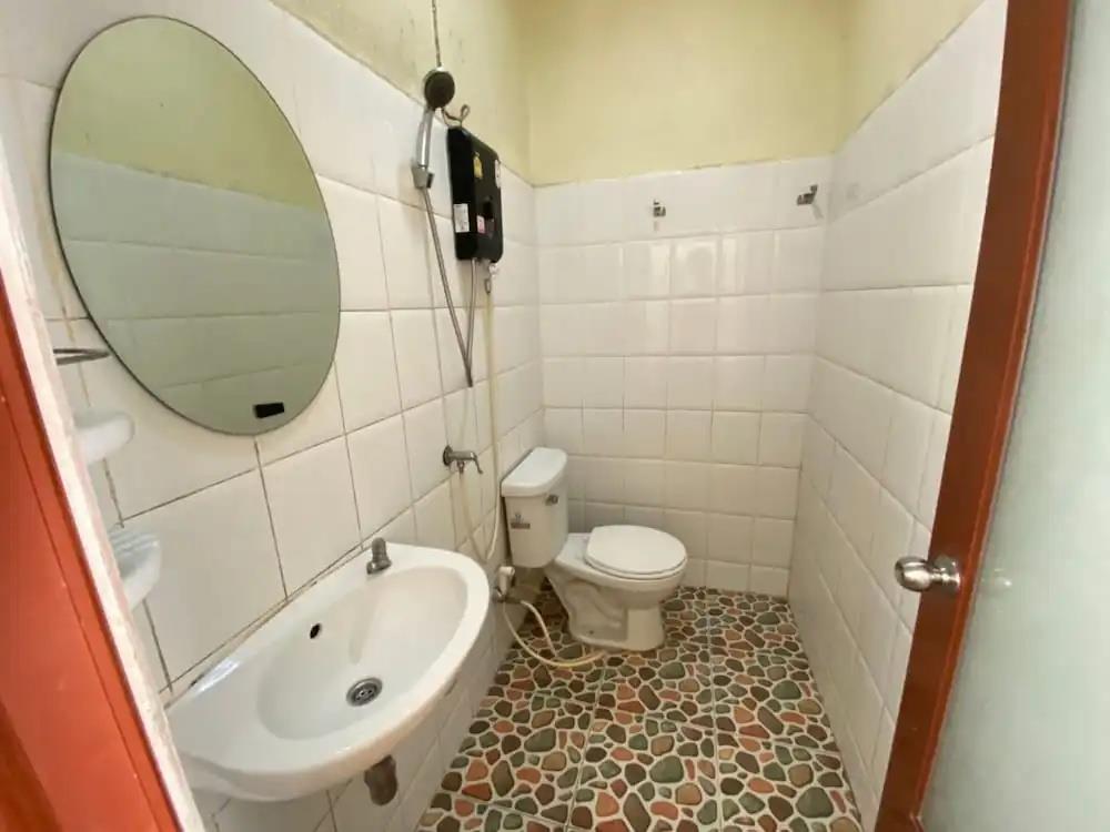 Baan Rim Nam Resort 2*