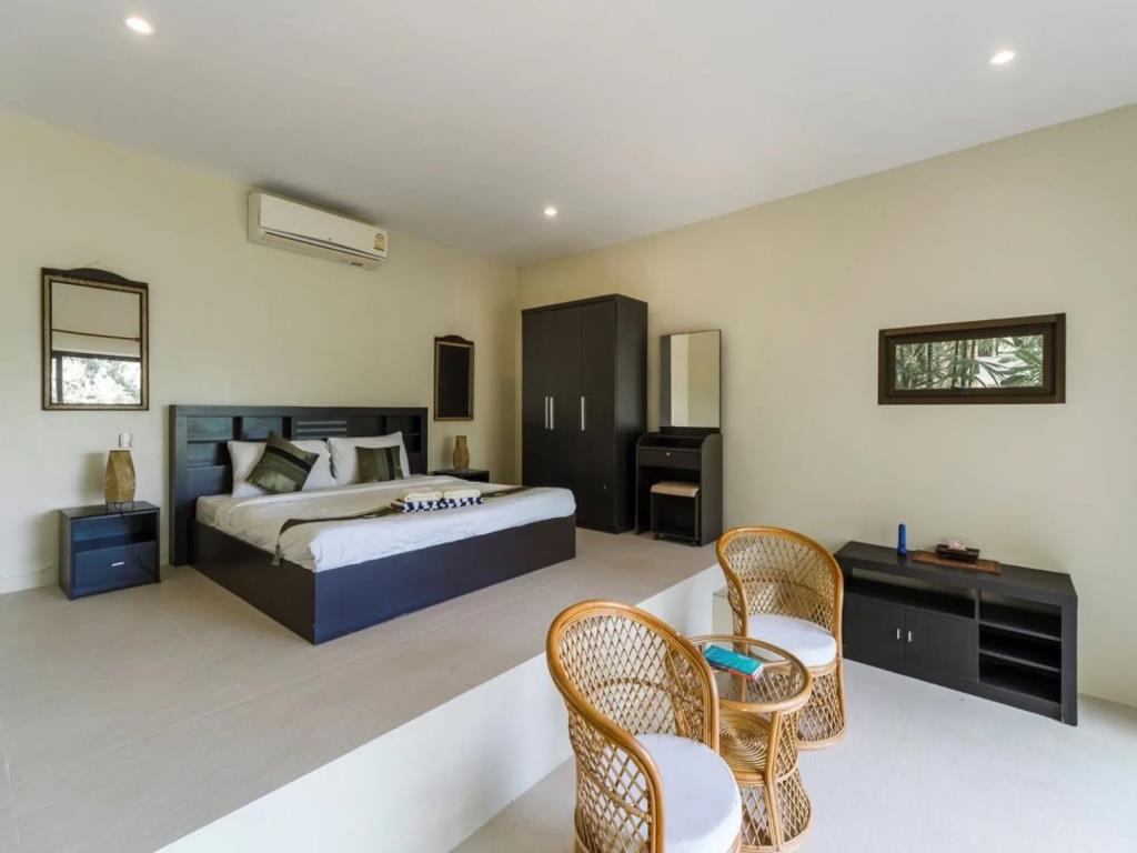 4 Bedroom Sea View Villa - Pad Thai 0*