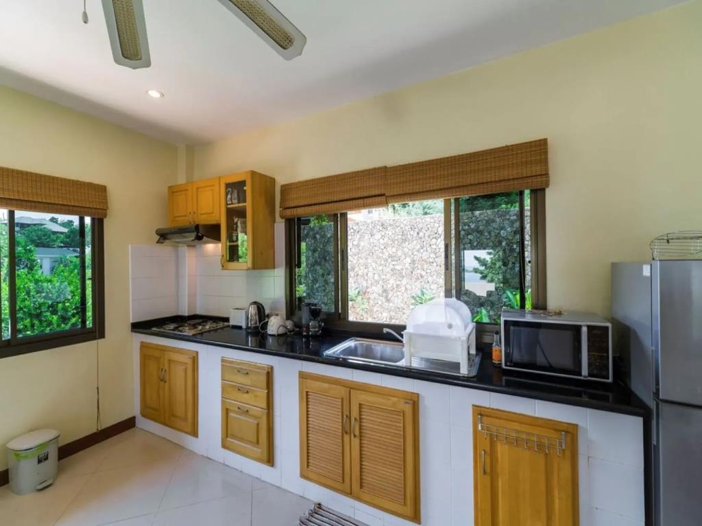 4 Bedroom Sea View Villa - Pad Thai 0*