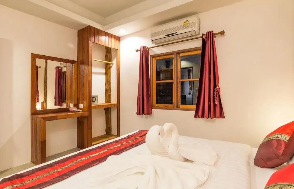 Pinthong Aonang Villa 0*