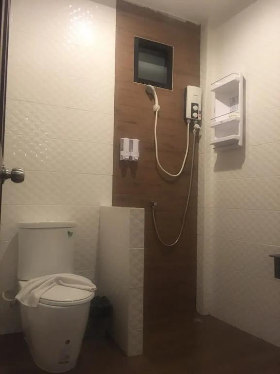 Pinthong Aonang Villa 0*