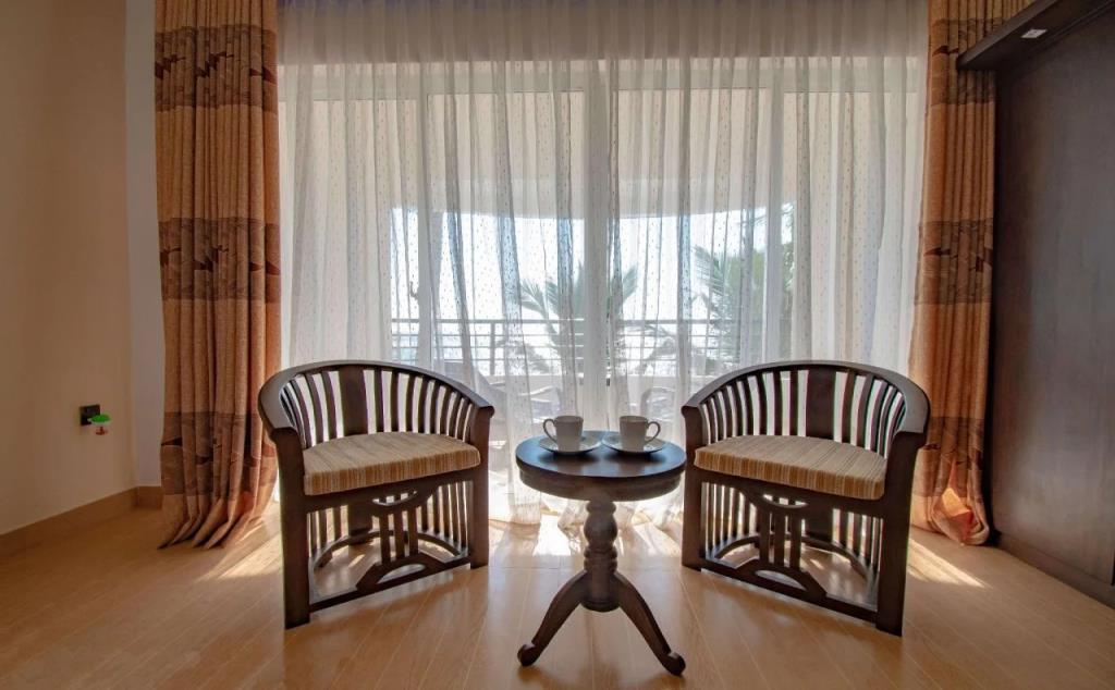 Manara beach 3*
