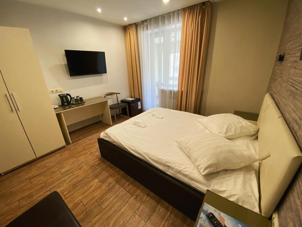 Arka Hotel 0*