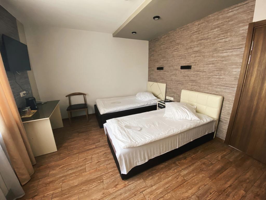 Arka Hotel 0*
