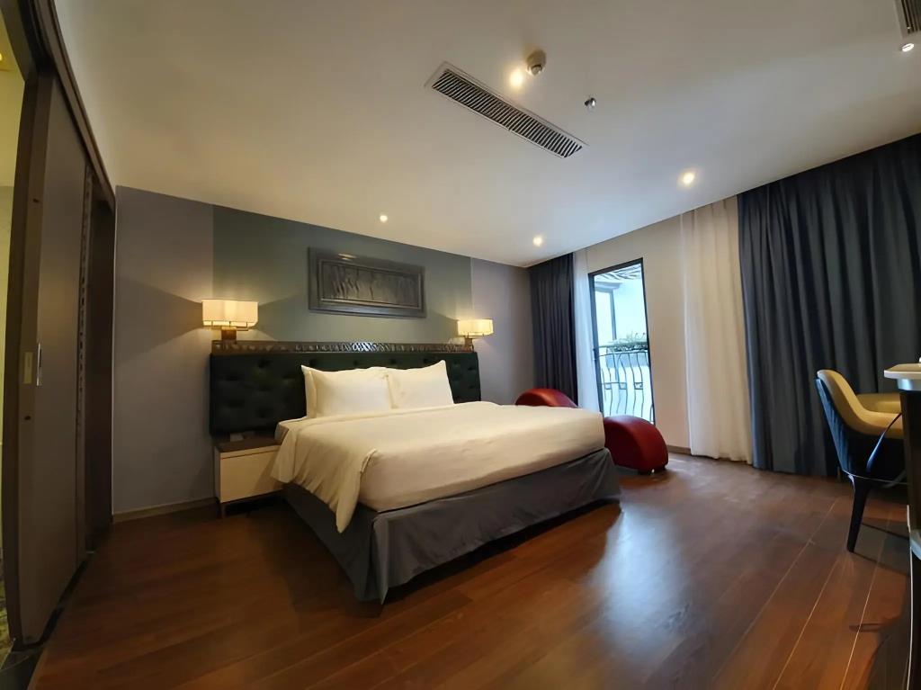 Erica Nha Trang Hotel 4*