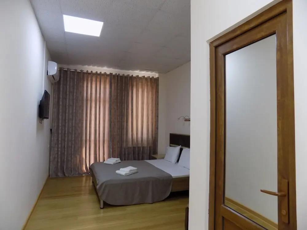 Hotel Mars 3*