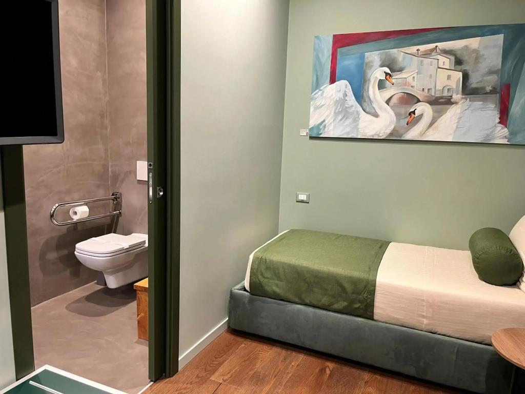 73 Boutique Hotel 4*