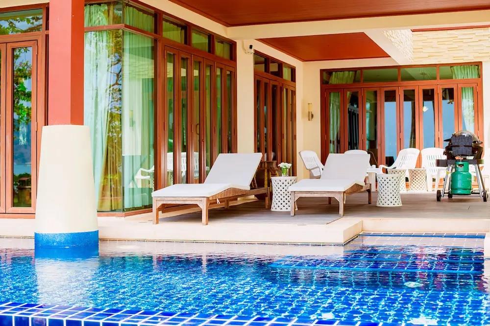Amatapura Beach Villa 6 0*