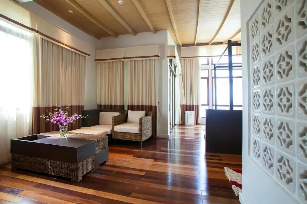 Amatapura Beach Villa 6 0*