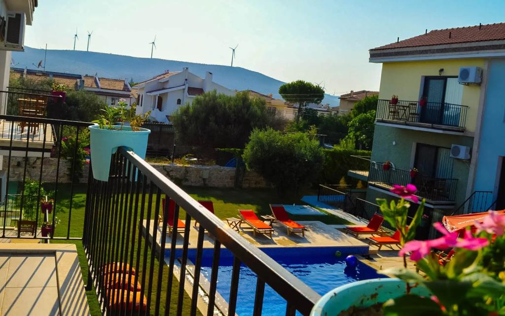 Karyada Hotel 0*