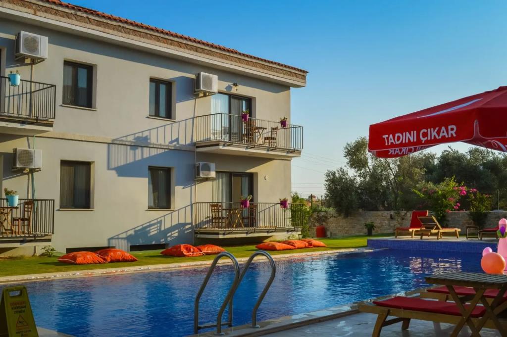 Karyada Hotel 0*