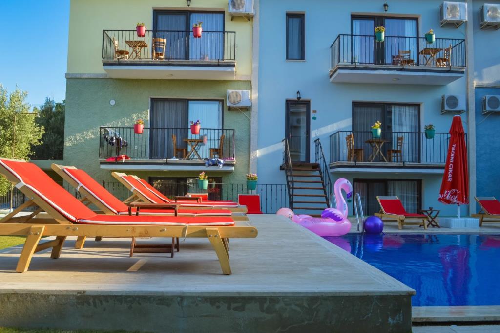 Karyada Hotel 0*
