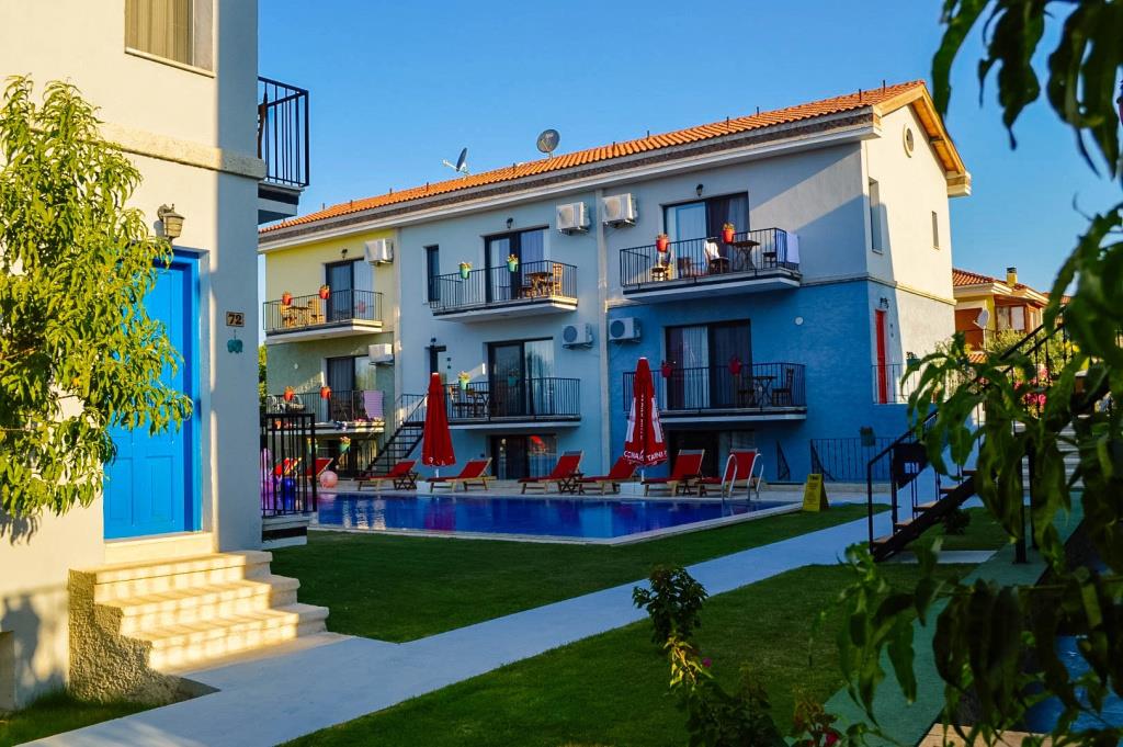 Karyada Hotel 0*