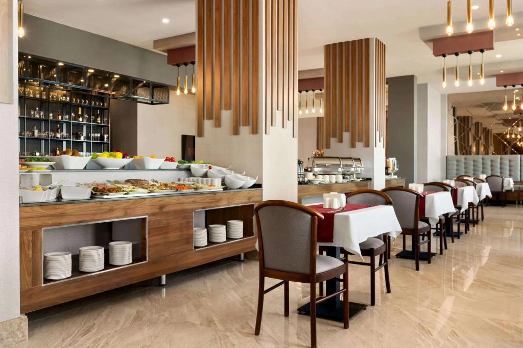 Ramada by Wyndham Van 4*