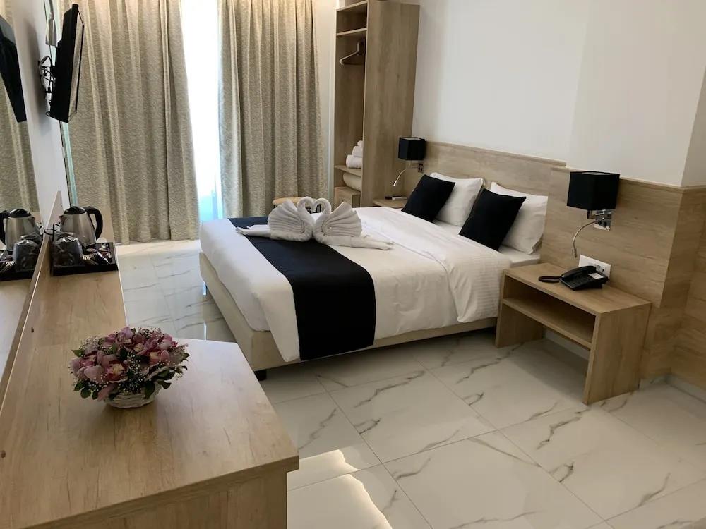 Marvel Deluxe Rooms 0*