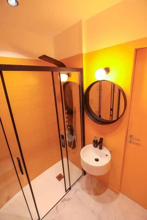 O.Effe. Global Suites at Vatican 0*