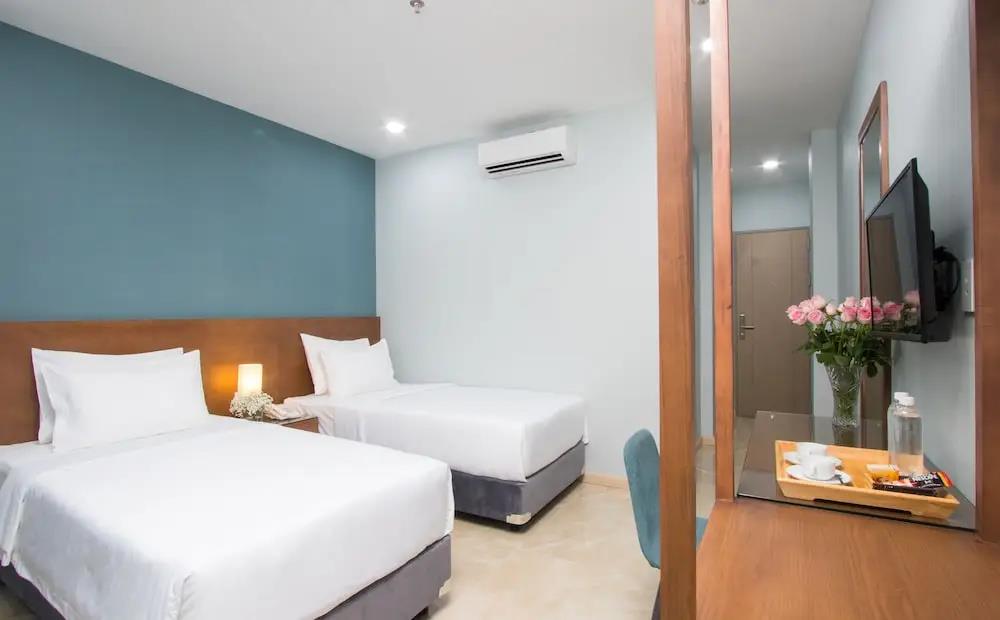 Piano Hotel 2*