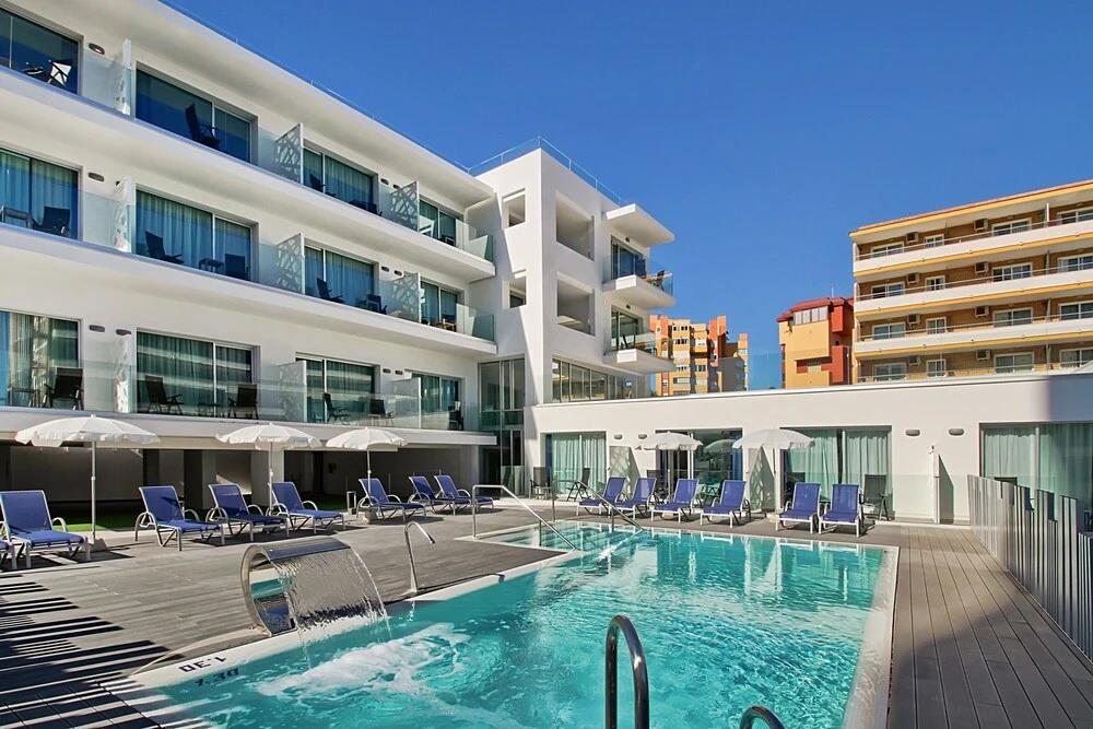 Carihuela Suites 0*