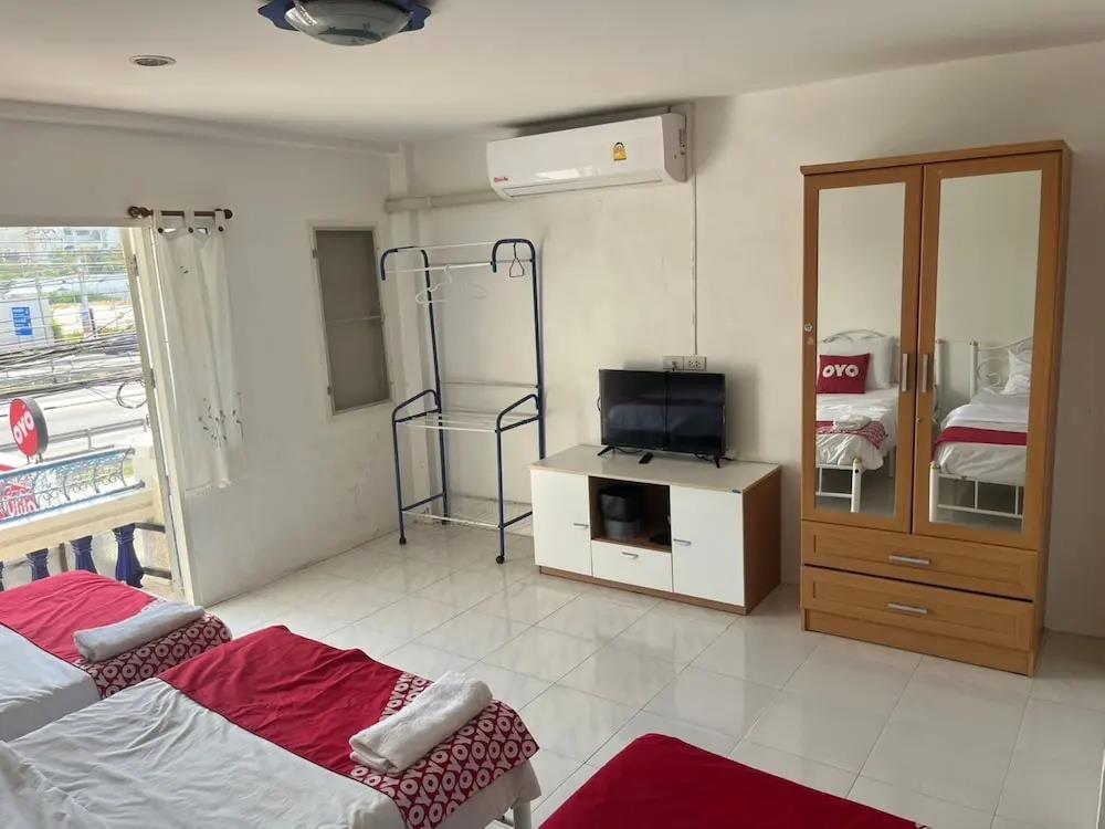 Sabai Place 2*