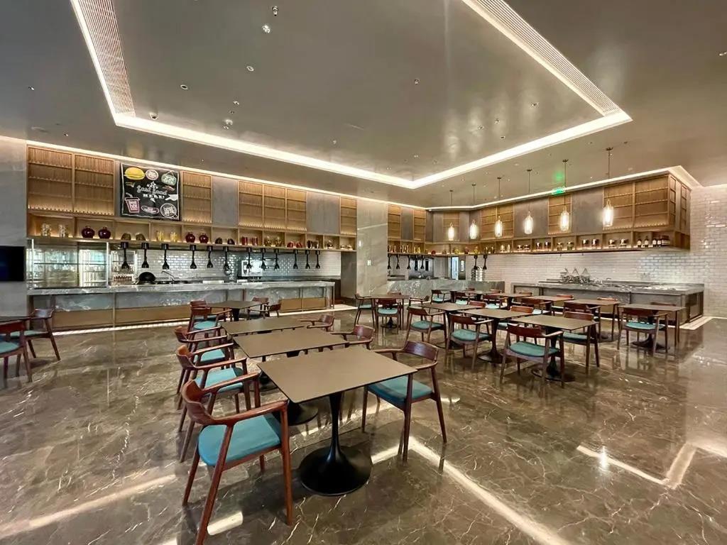 Crowne Plaza Dalian Xinghai by IHG 3*