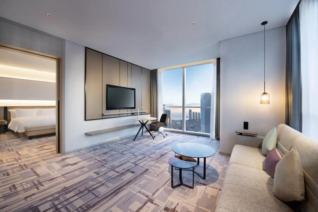 Crowne Plaza Dalian Xinghai by IHG 3*