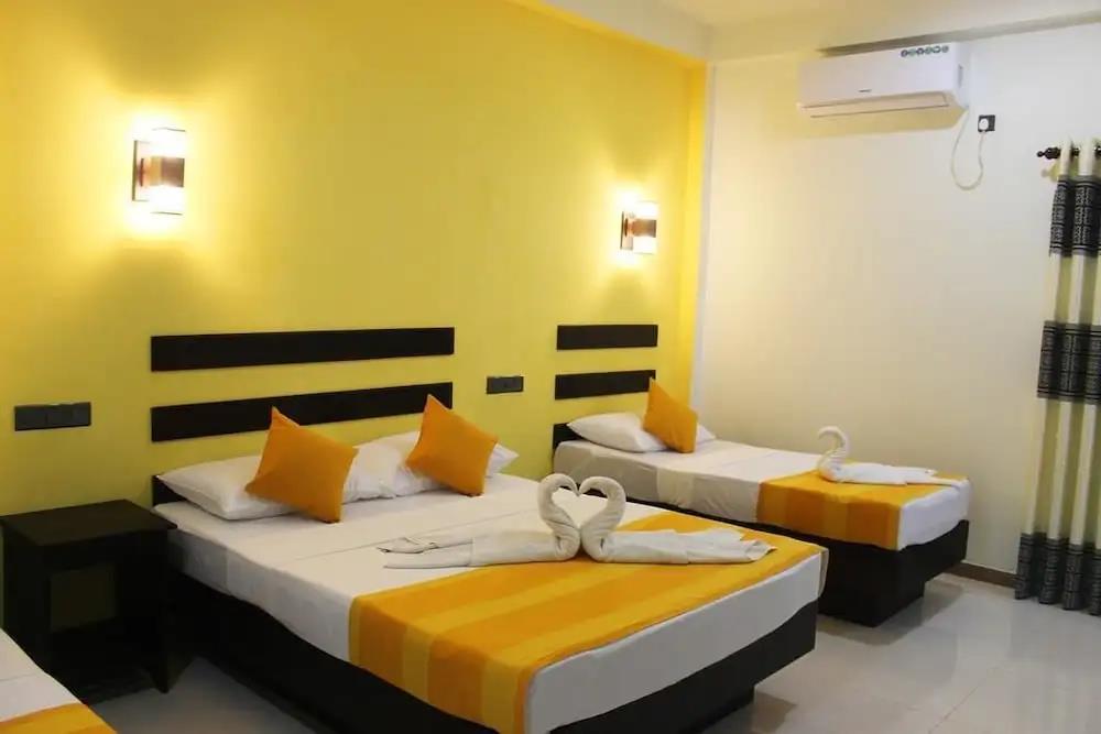 Amron Resort Sigiriya 3*