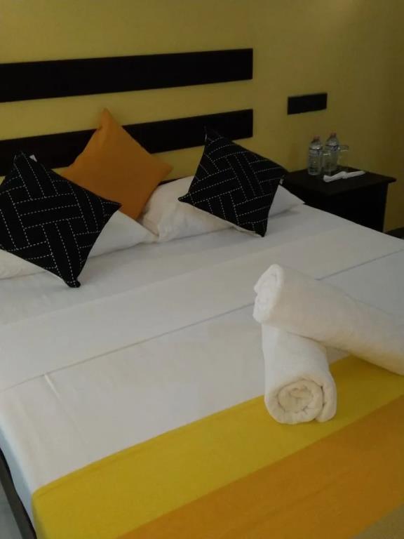 Amron Resort Sigiriya 3*
