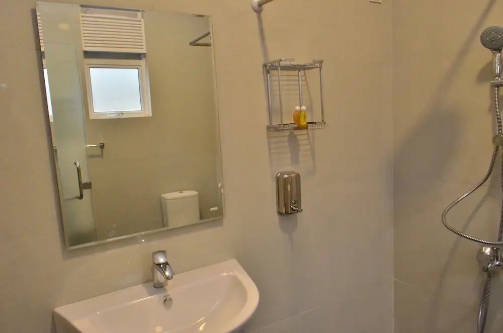 Yensfield Blackpool 3*