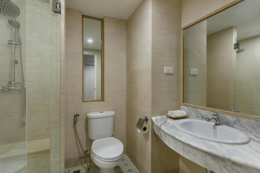 Seapine Beach Golf and Resort Hua Hin 3*