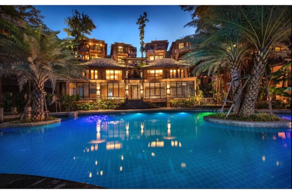Nirvana  Beach Resort 3*