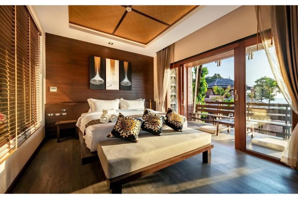Nirvana  Beach Resort 3*