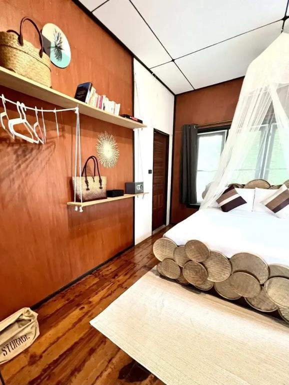 Beach Bungalow 3*